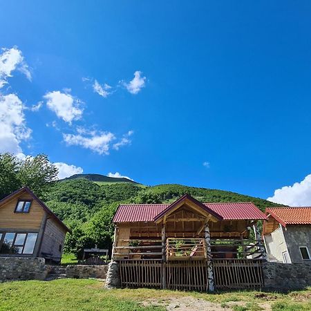 Bungalows Malagic Gusinje エクステリア 写真
